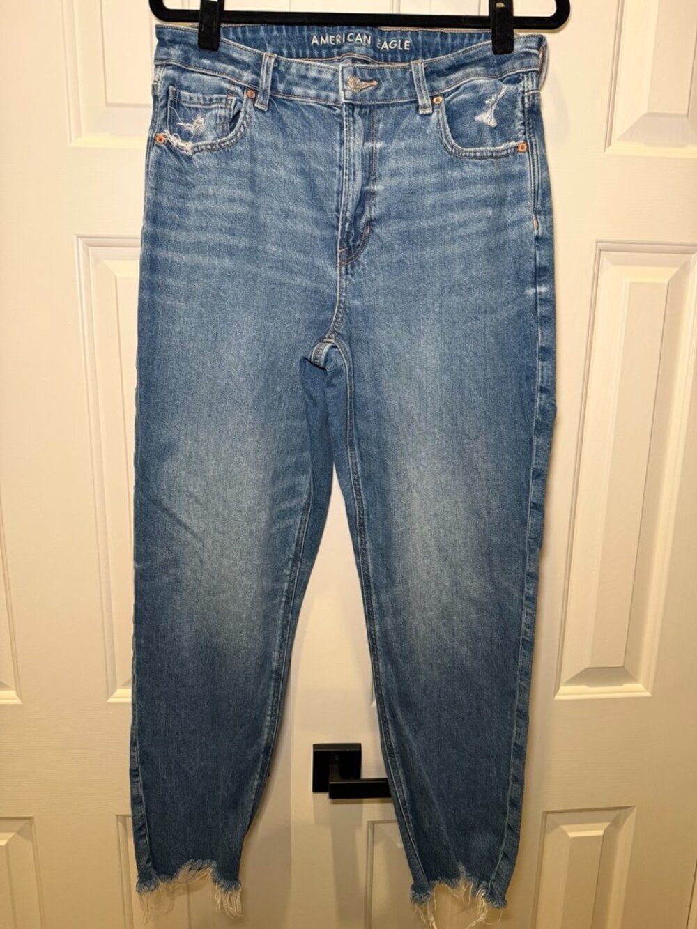 American Eagle Strigid Distressed Jeans Size 12